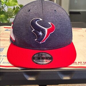 Mitchell & Ness Navy and Red Cap